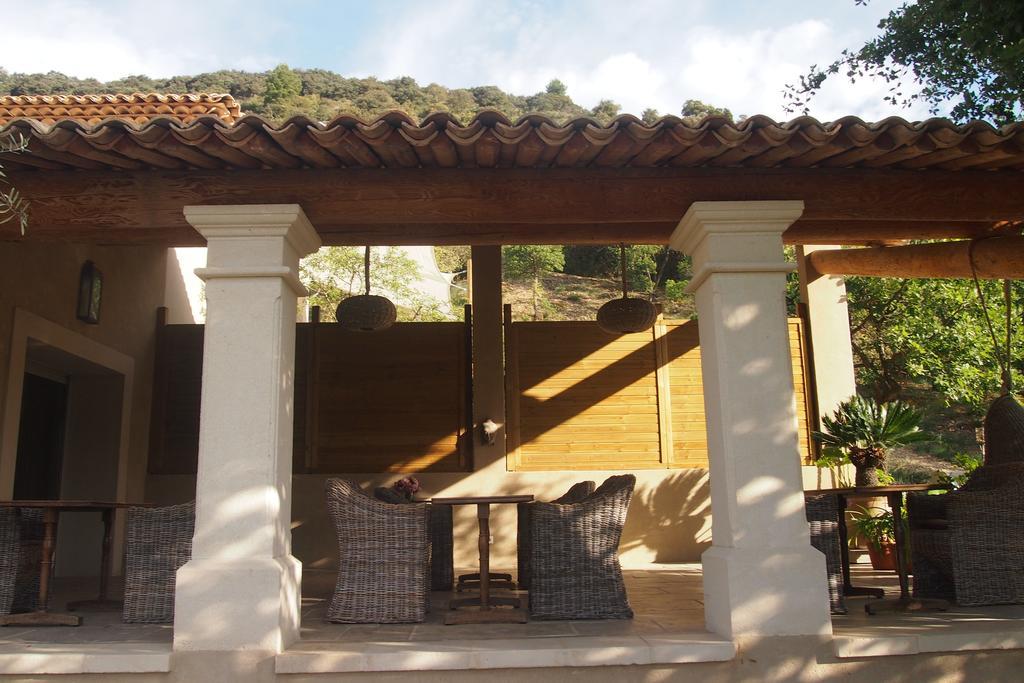 La Maison Des Collines Otel Allemagne-en-Provence Dış mekan fotoğraf