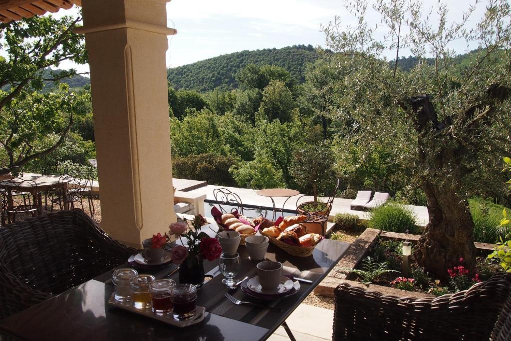 La Maison Des Collines Otel Allemagne-en-Provence Dış mekan fotoğraf
